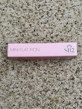 Sutra Beauty Mini Flat Hair Iron - SB2 (Pink)